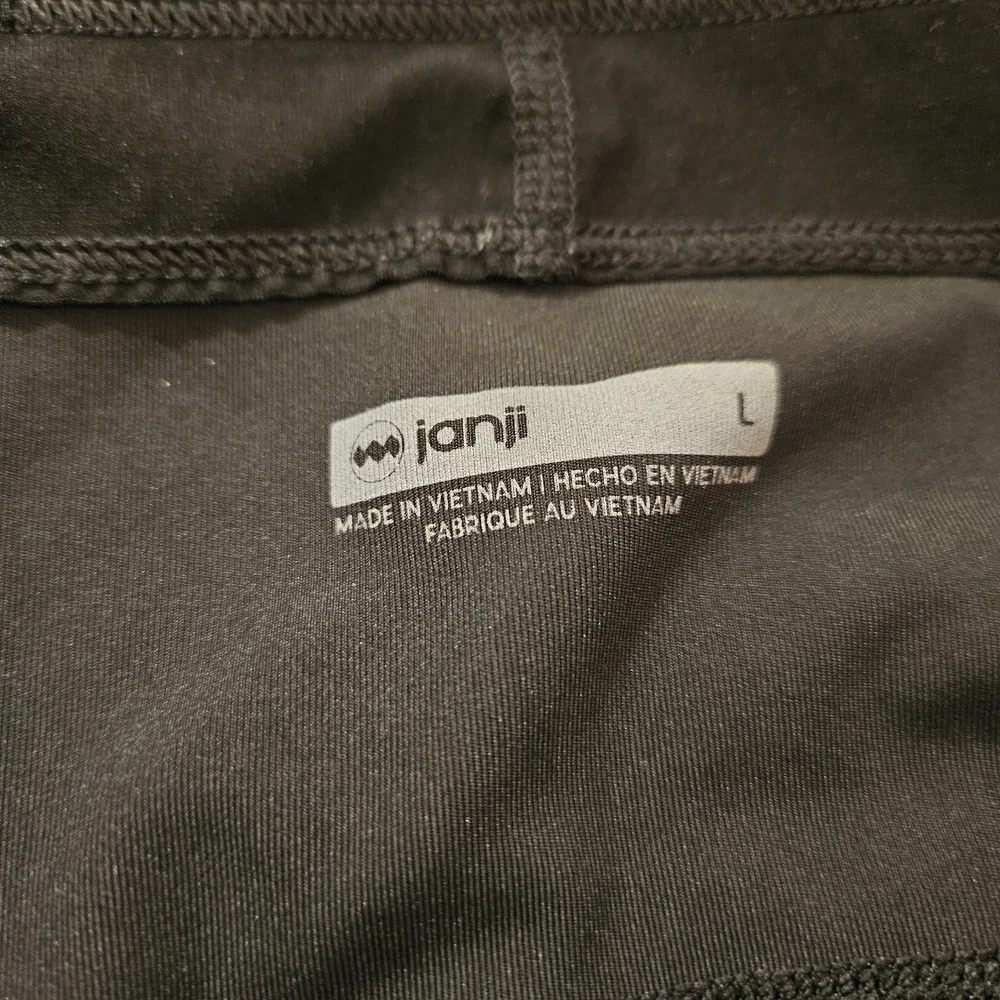 Mens JANJI 8IN TRAIL HALF TIGHT - Picture 8 of 8